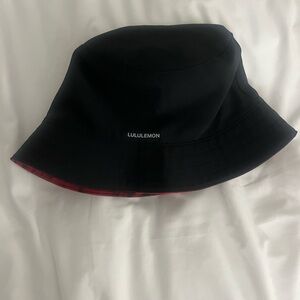 Lululemon reversible Bucket Hat